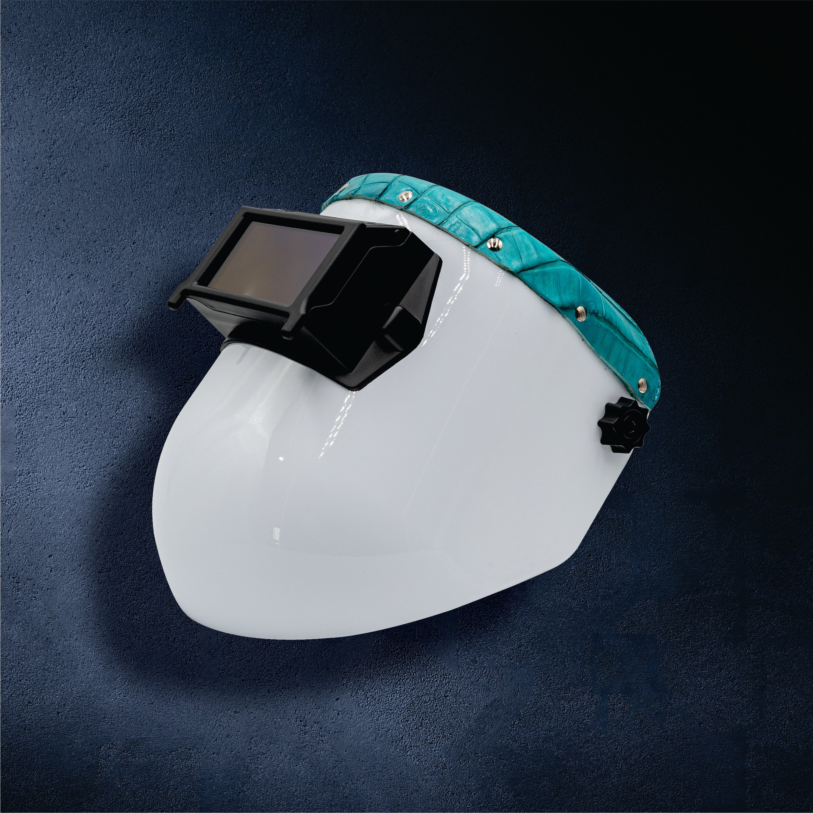 Outlaw Leather Proliner — White Shell with Turquiose Caiman